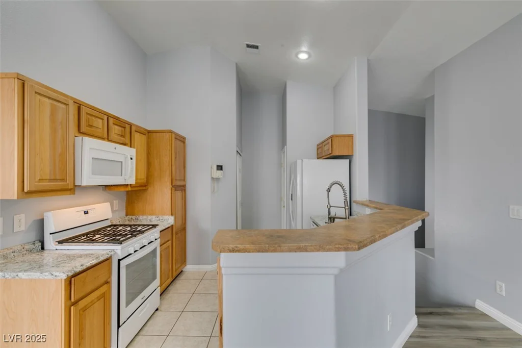 8675 Traveling Breeze, Las Vegas, NV 89178