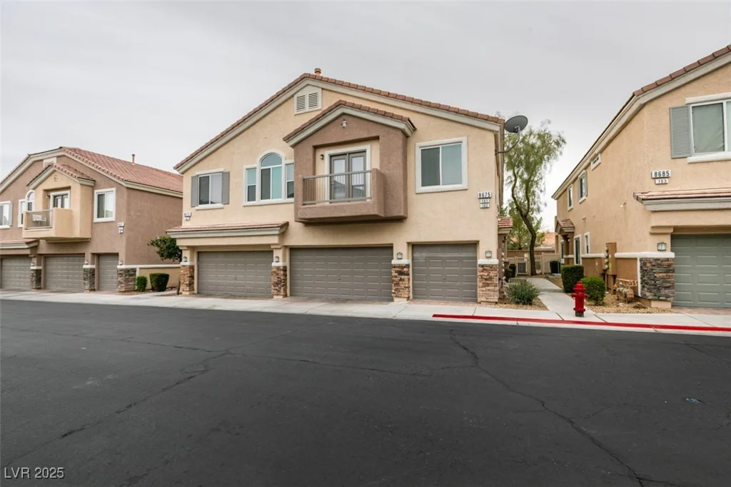 8675 Traveling Breeze, Las Vegas, NV 89178