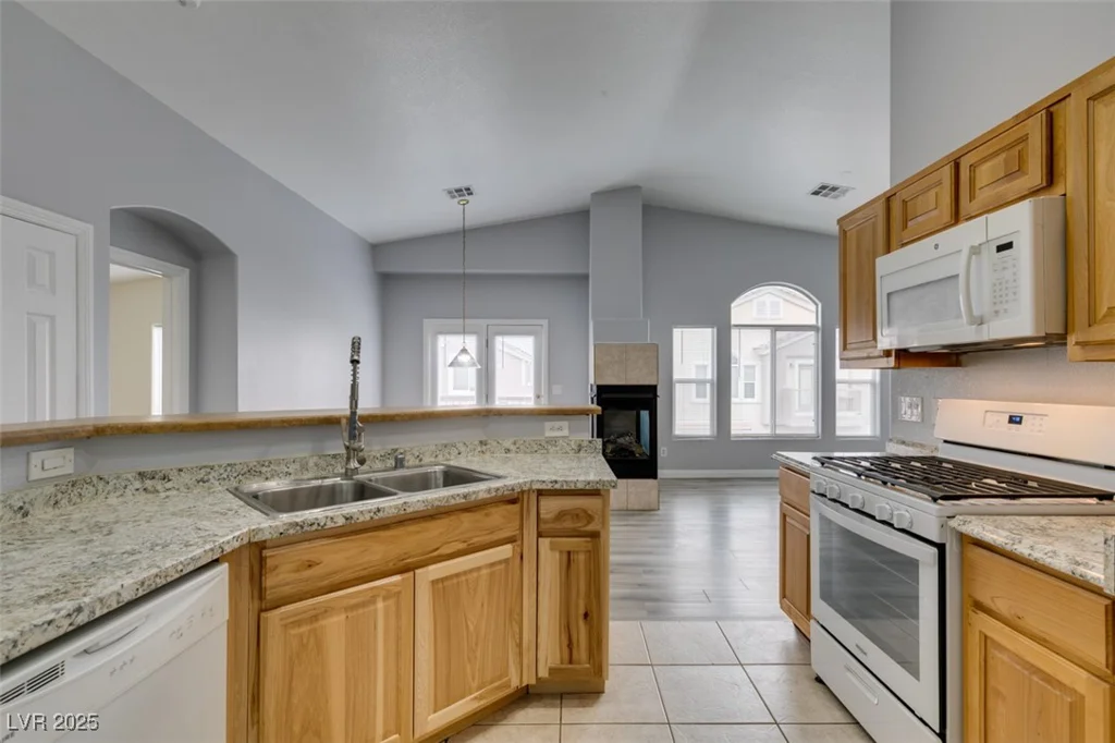 8675 Traveling Breeze, Las Vegas, NV 89178