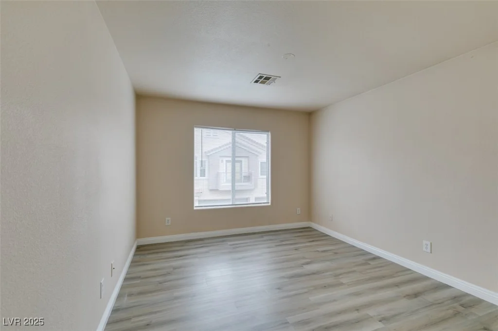 8675 Traveling Breeze, Las Vegas, NV 89178