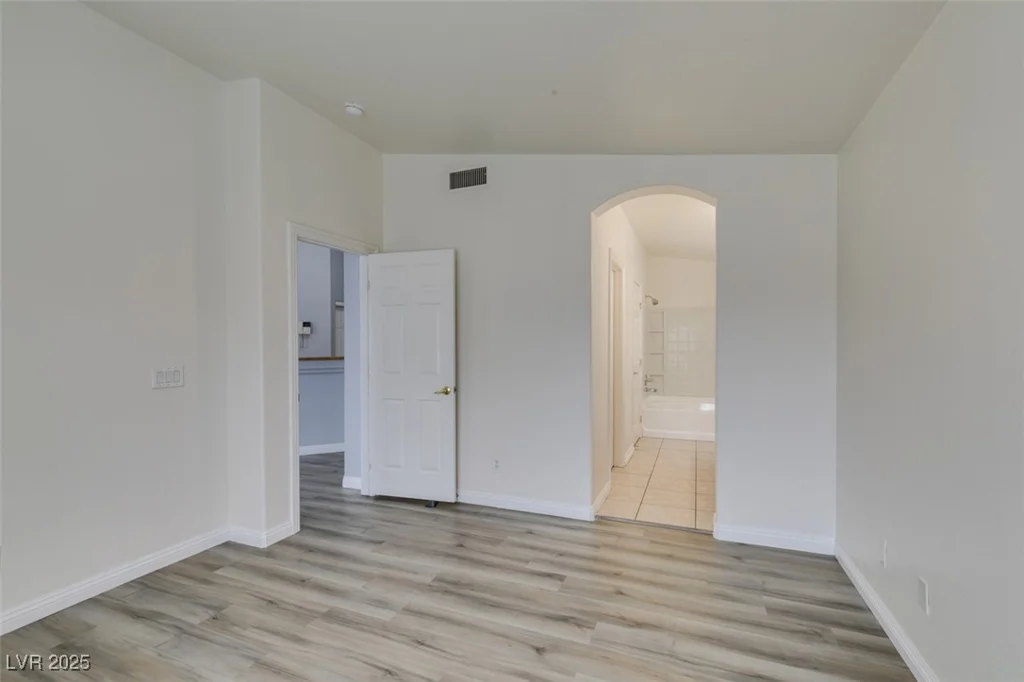 8675 Traveling Breeze, Las Vegas, NV 89178