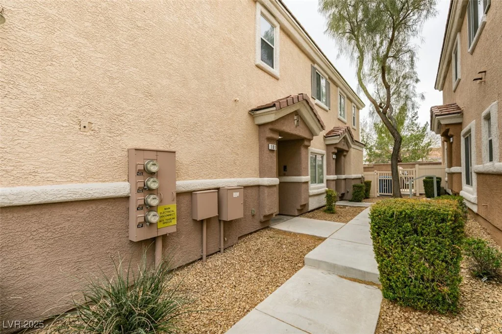8675 Traveling Breeze, Las Vegas, NV 89178