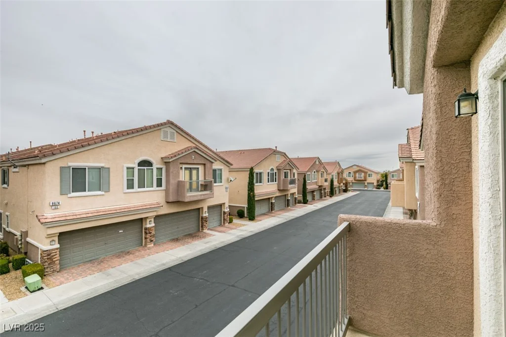 8675 Traveling Breeze, Las Vegas, NV 89178