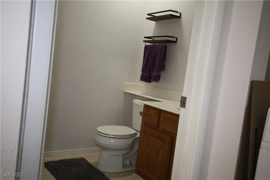 6812 Sheffield, Las Vegas, NV 89108