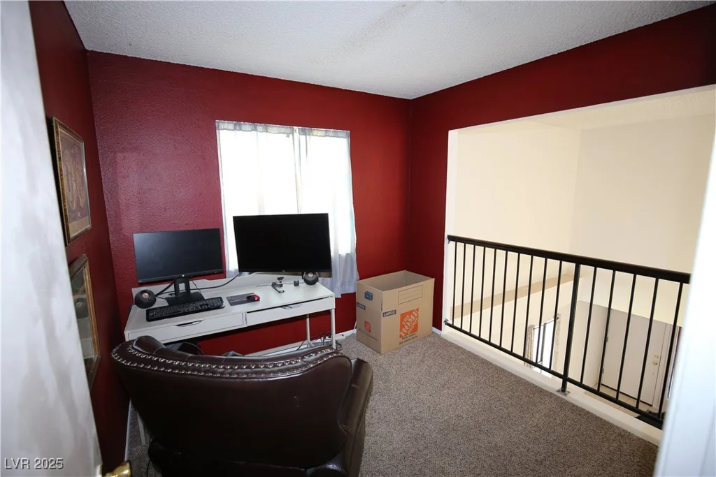 6812 Sheffield, Las Vegas, NV 89108