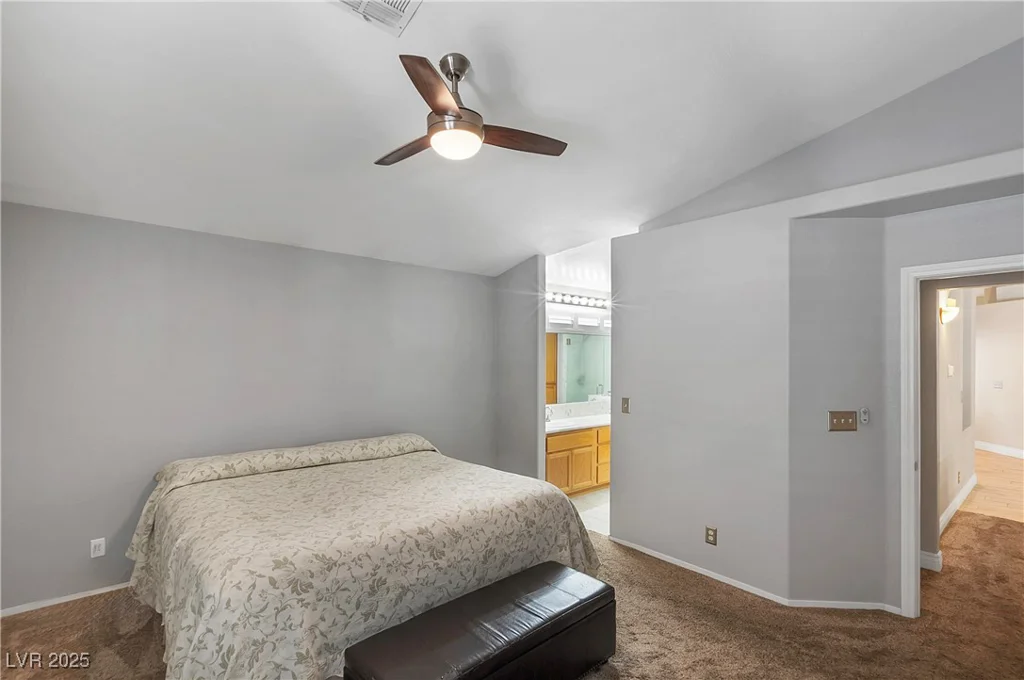 5553 Super Bowl, Las Vegas, NV 89110