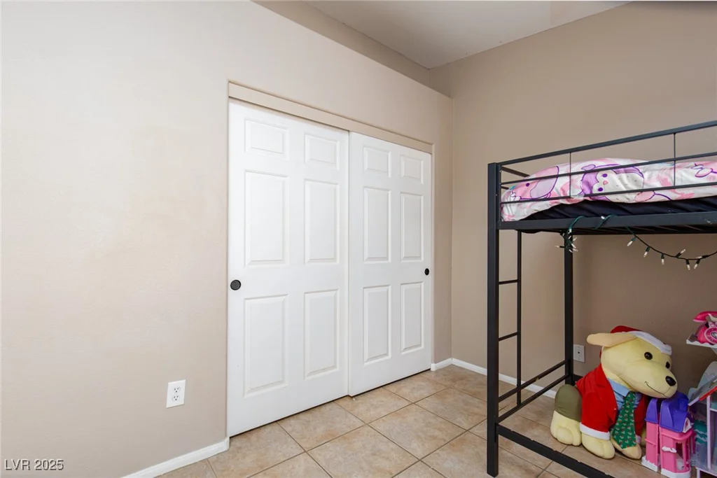 7697 Morning Lake, Las Vegas, NV 89131