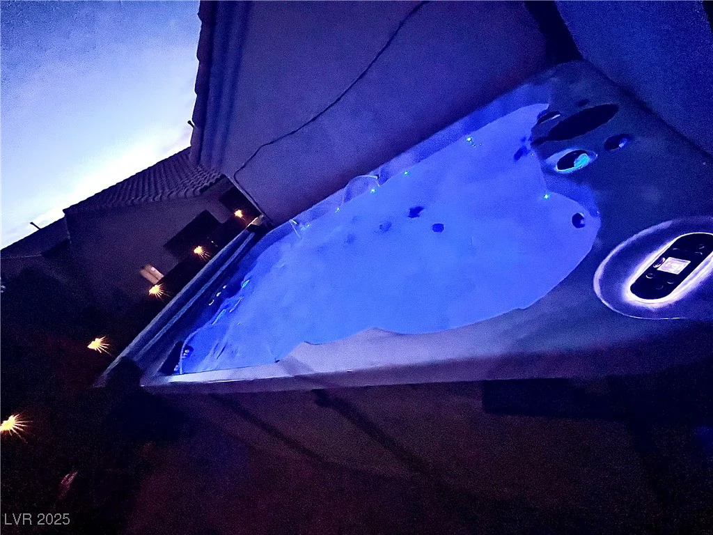 7697 Morning Lake, Las Vegas, NV 89131