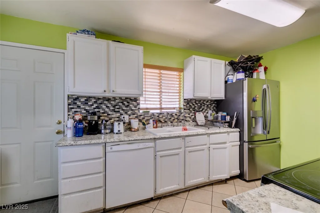 513 Berry, Las Vegas, NV 89107