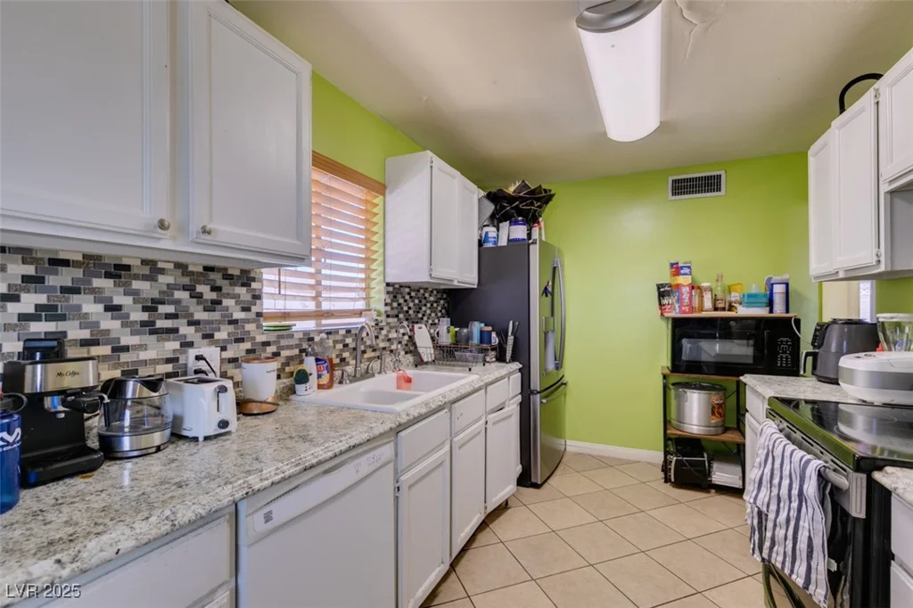 513 Berry, Las Vegas, NV 89107