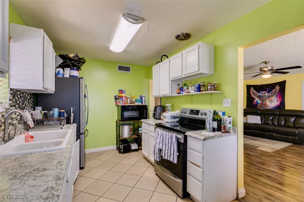 513 Berry, Las Vegas, NV 89107