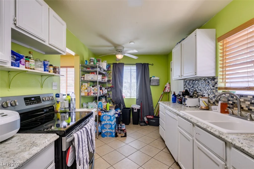 513 Berry, Las Vegas, NV 89107