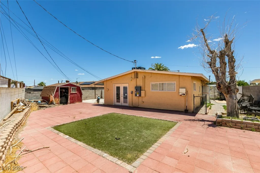 513 Berry, Las Vegas, NV 89107