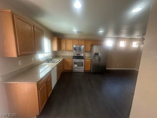 5281 Starter, Las Vegas, NV 89156