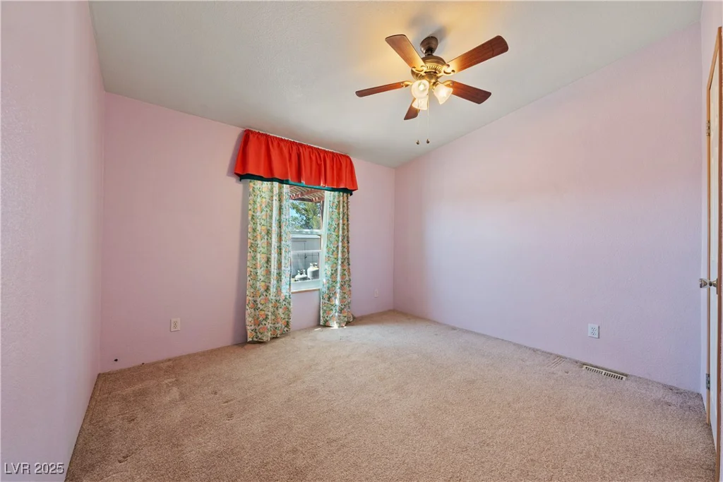 1391 Casey, Pahrump, NV 89048