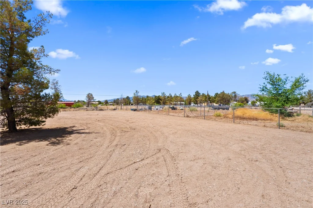 1391 Casey, Pahrump, NV 89048