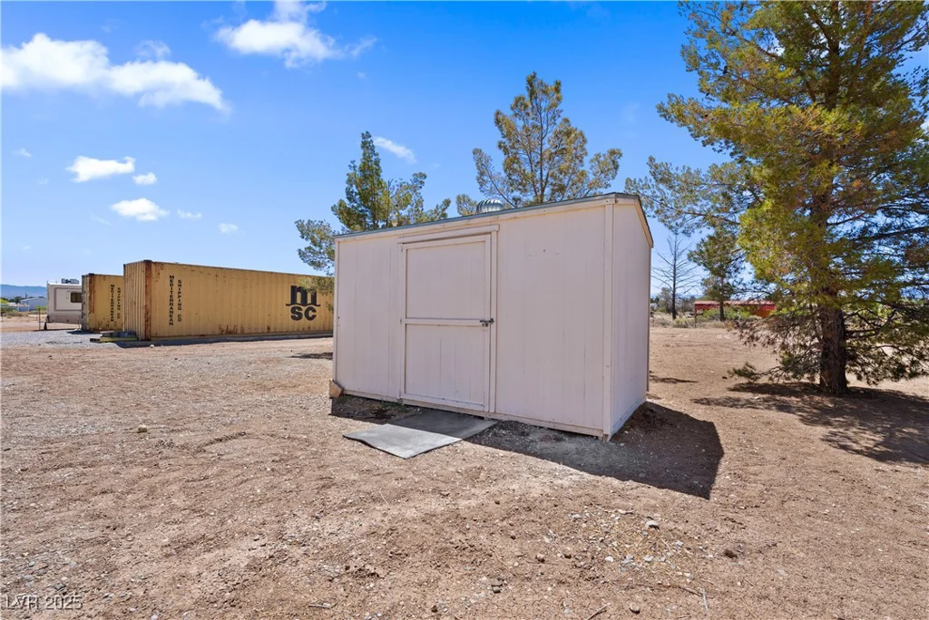 1391 Casey, Pahrump, NV 89048
