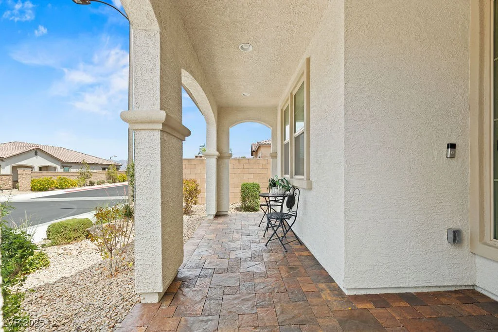 10127 Knotty Skye, Las Vegas, NV 89166