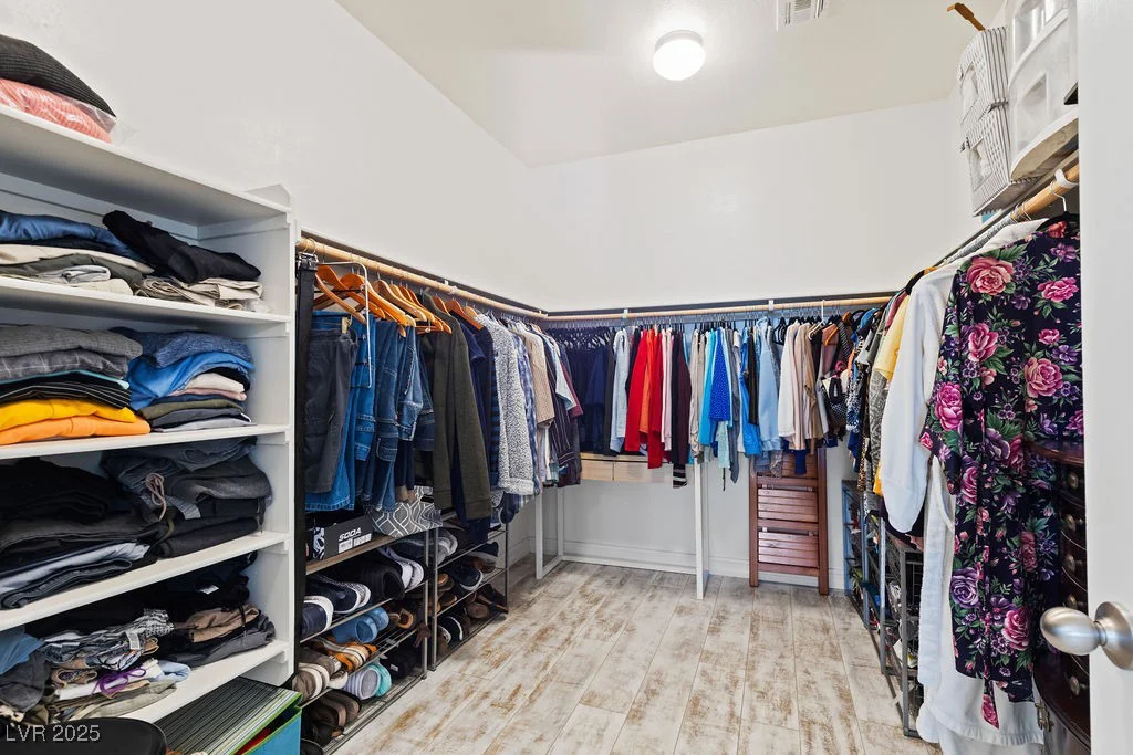 10127 Knotty Skye, Las Vegas, NV 89166