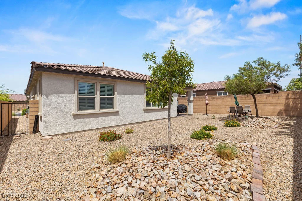 10127 Knotty Skye, Las Vegas, NV 89166