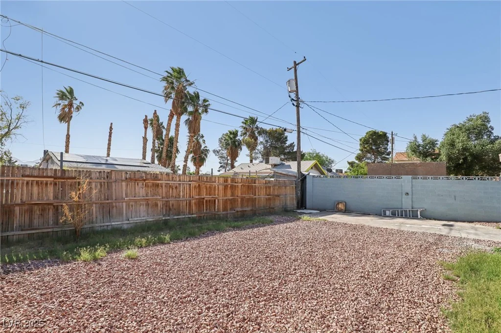 1844 Yale, North Las Vegas, NV 89030