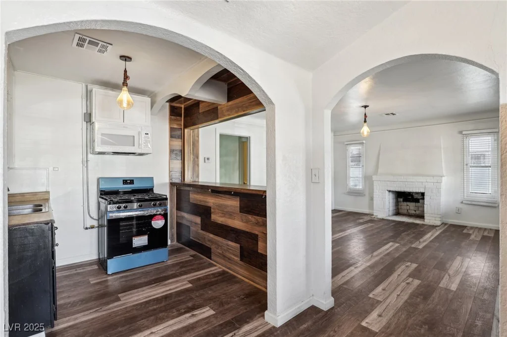 1844 Yale, North Las Vegas, NV 89030