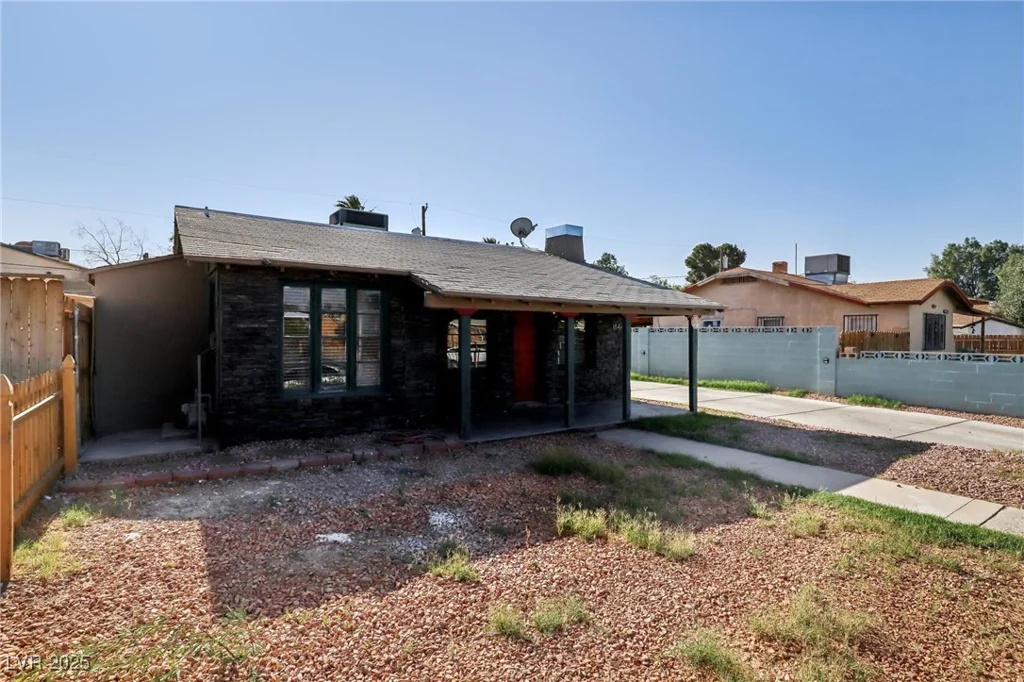 1844 Yale, North Las Vegas, NV 89030