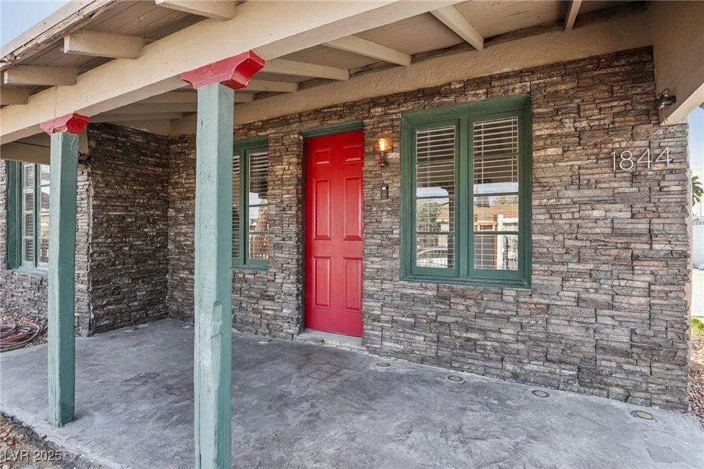 1844 Yale, North Las Vegas, NV 89030