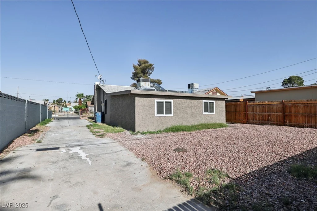 1844 Yale, North Las Vegas, NV 89030