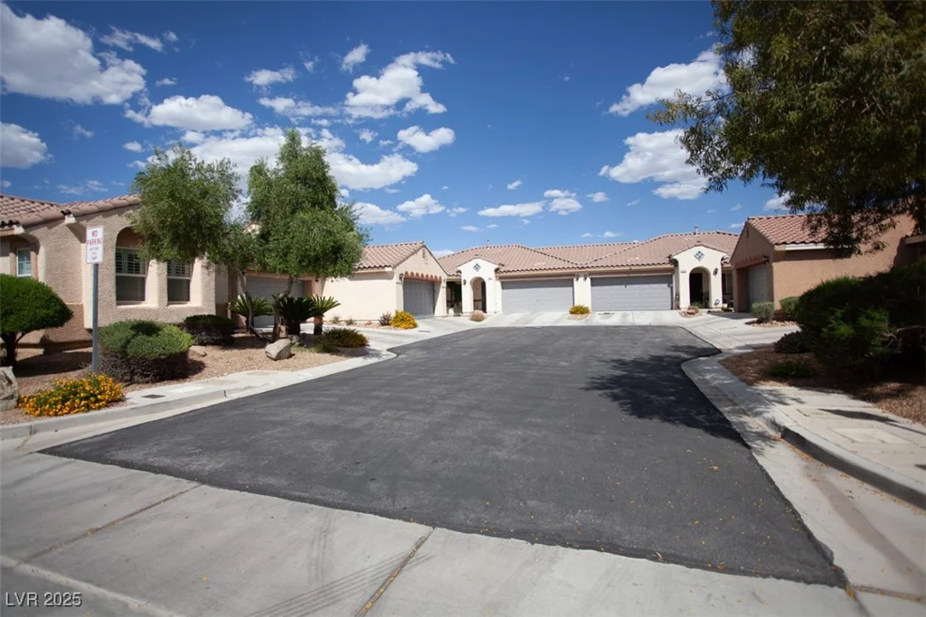 9526 Borough Park, Las Vegas, NV 89178
