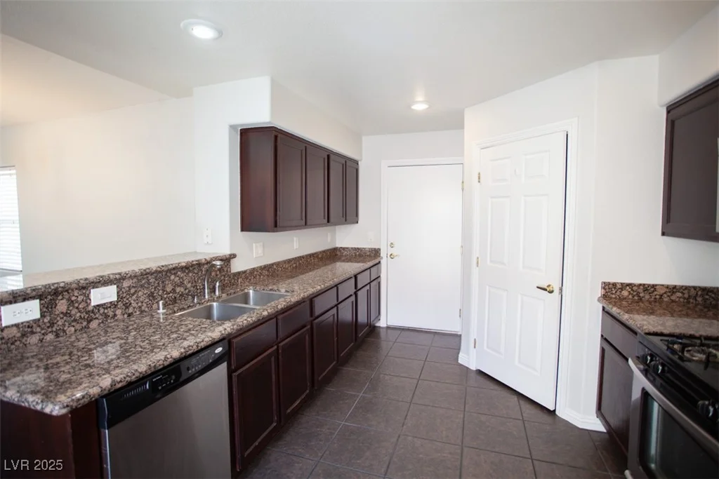 9526 Borough Park, Las Vegas, NV 89178