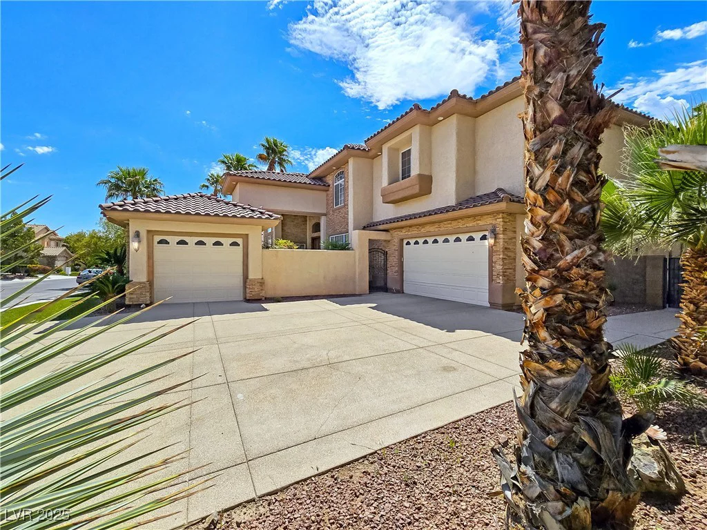 5445 Pendini Point, Las Vegas, NV 89141