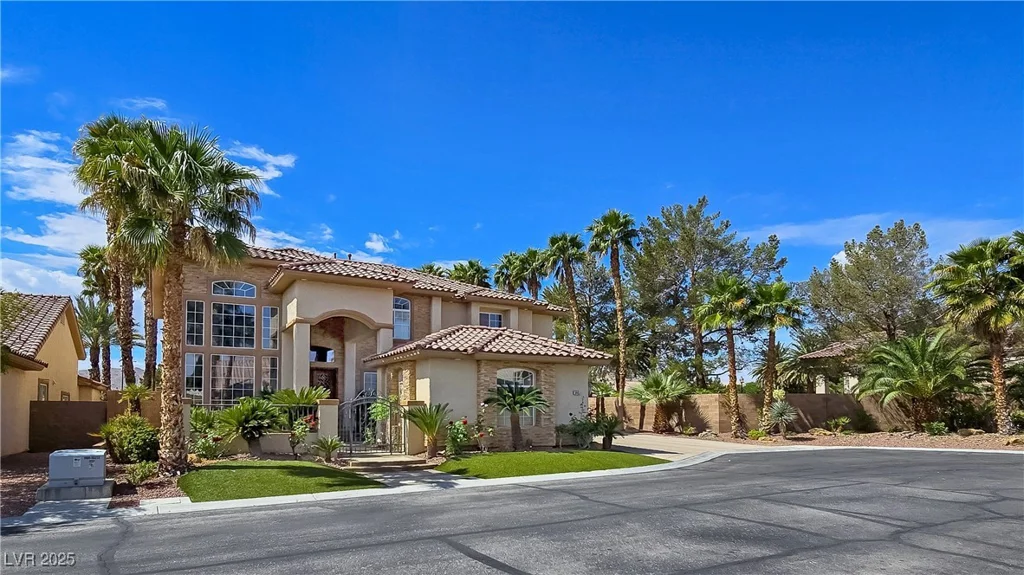 5445 Pendini Point, Las Vegas, NV 89141