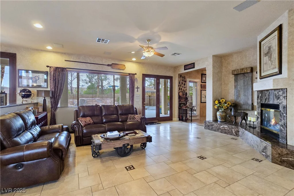 5445 Pendini Point, Las Vegas, NV 89141