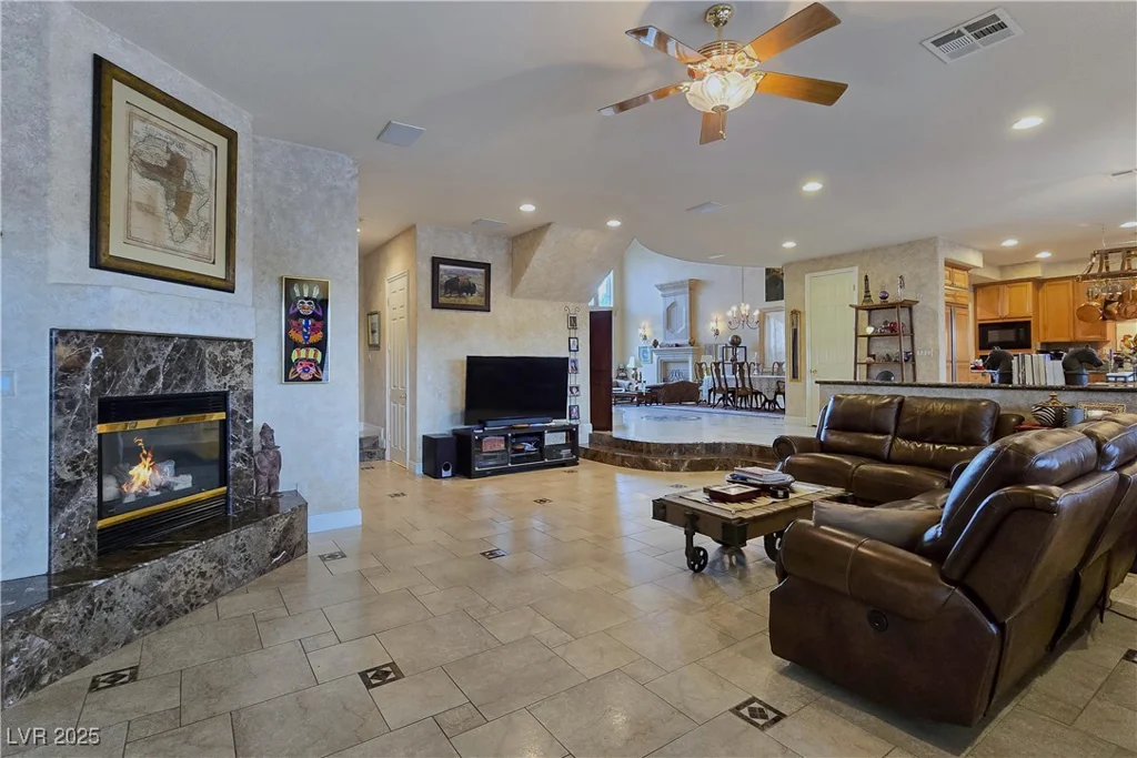 5445 Pendini Point, Las Vegas, NV 89141