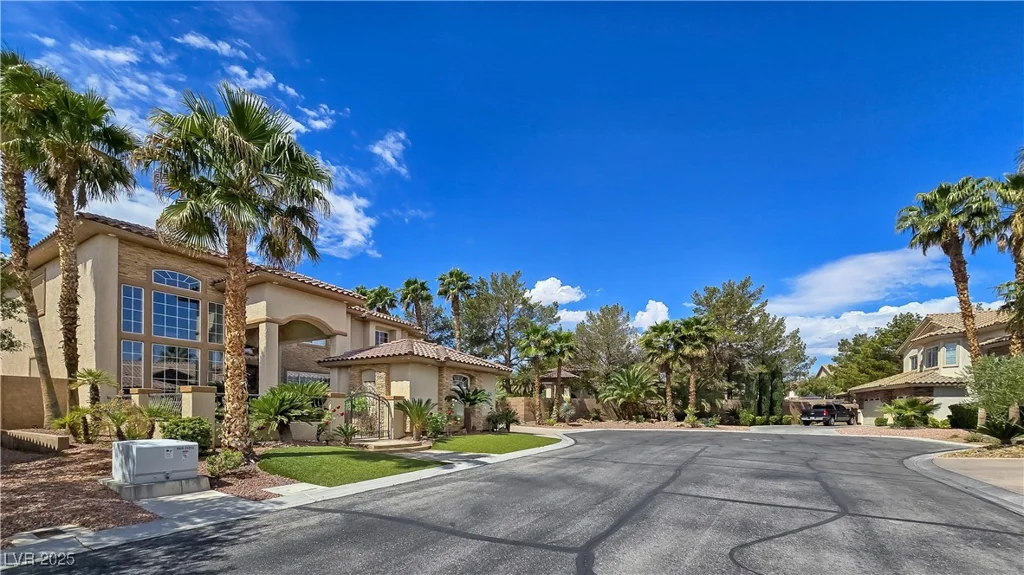 5445 Pendini Point, Las Vegas, NV 89141