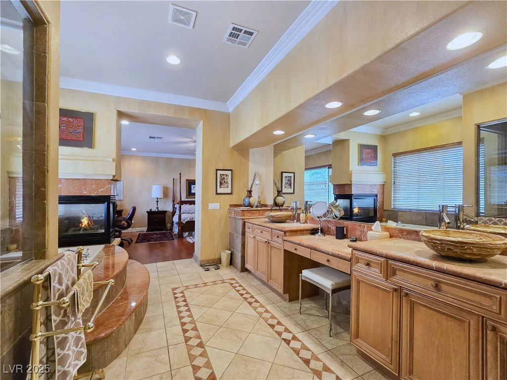 5445 Pendini Point, Las Vegas, NV 89141