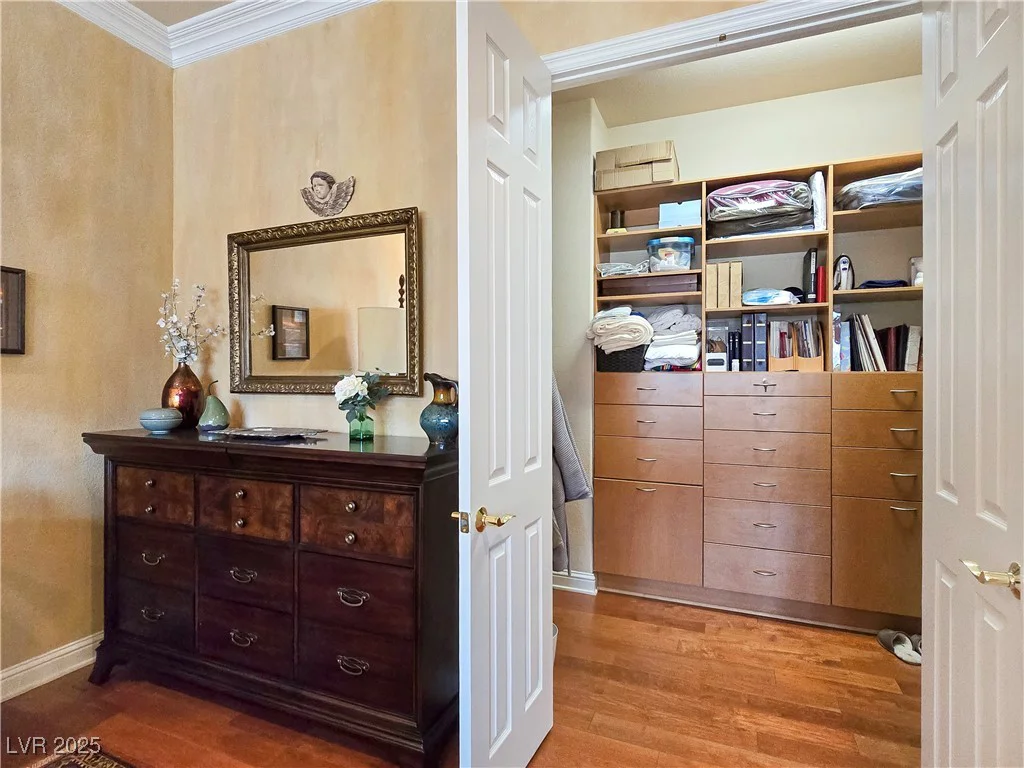 5445 Pendini Point, Las Vegas, NV 89141