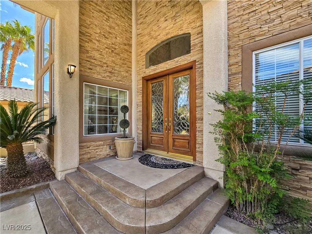 5445 Pendini Point, Las Vegas, NV 89141