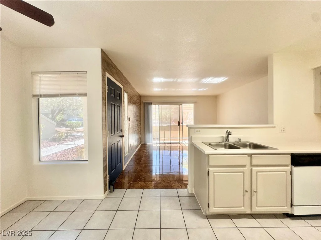 5710 Tropicana, Las Vegas, NV 89122