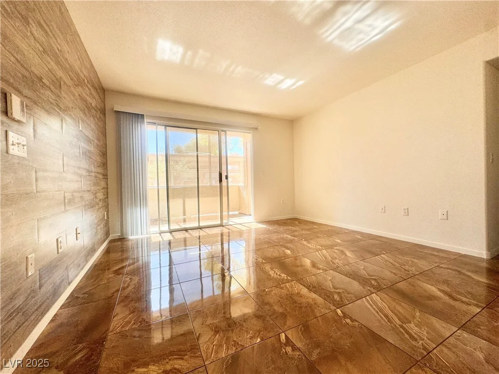 5710 Tropicana, Las Vegas, NV 89122