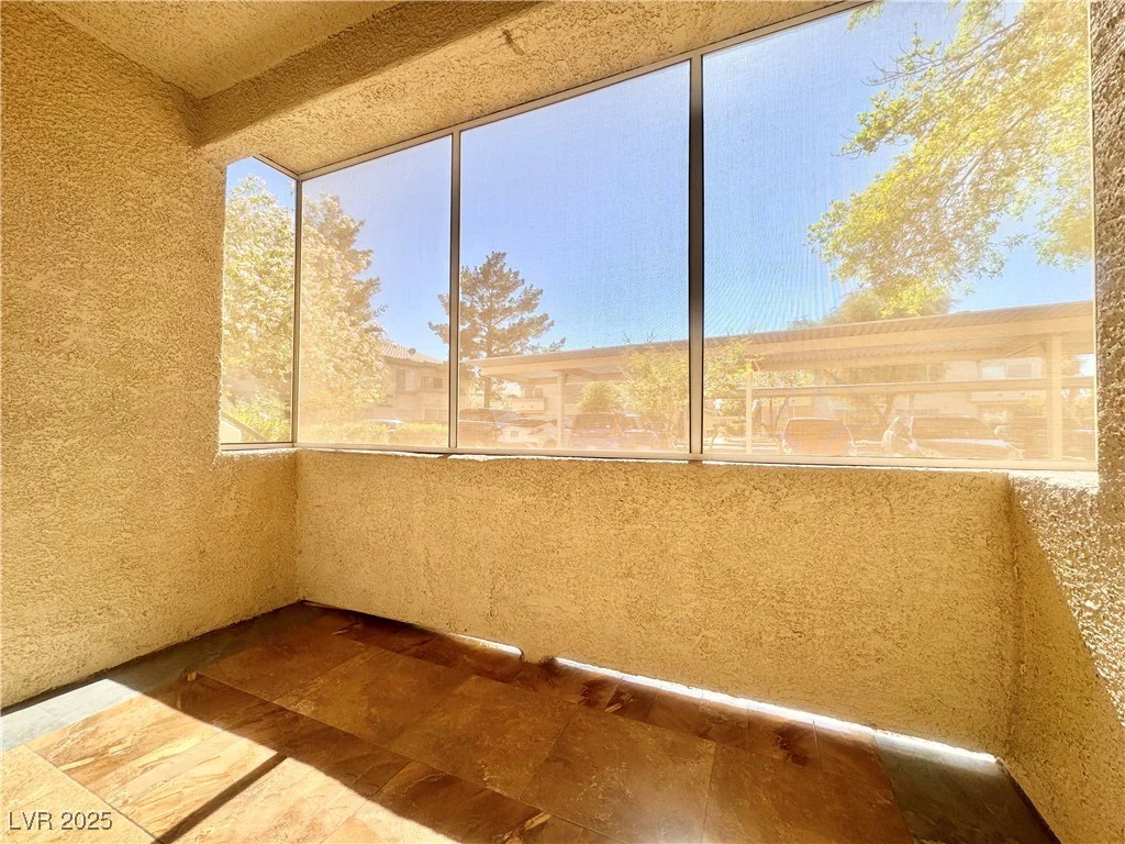 5710 Tropicana, Las Vegas, NV 89122