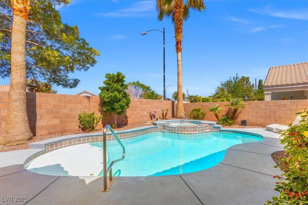 5421 Tourmaline, Las Vegas, NV 89130
