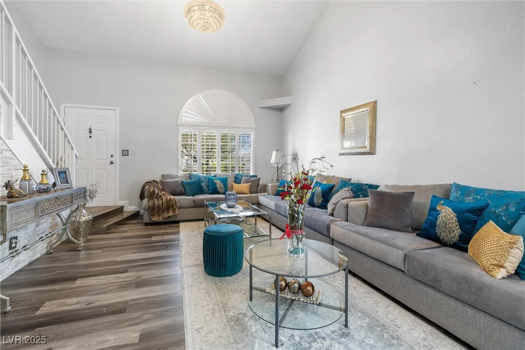 7984 Laurena, Las Vegas, NV 89147