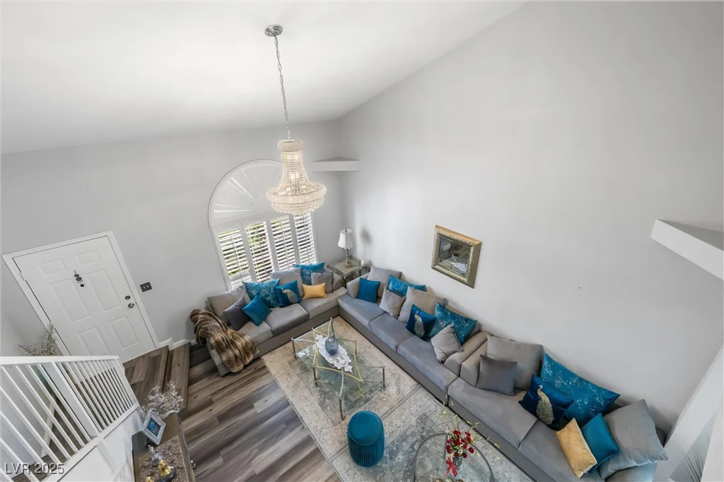 7984 Laurena, Las Vegas, NV 89147