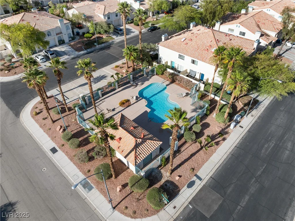 7984 Laurena, Las Vegas, NV 89147