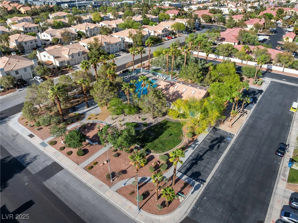 7984 Laurena, Las Vegas, NV 89147