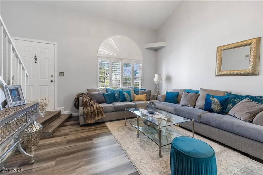 7984 Laurena, Las Vegas, NV 89147