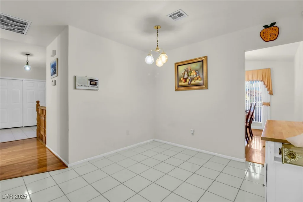 8316 Vibrant Dr, Las Vegas, NV 89117