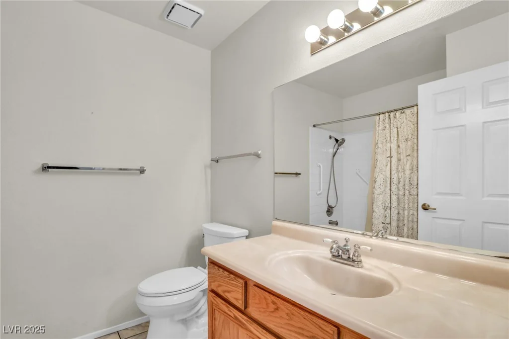 8316 Vibrant Dr, Las Vegas, NV 89117